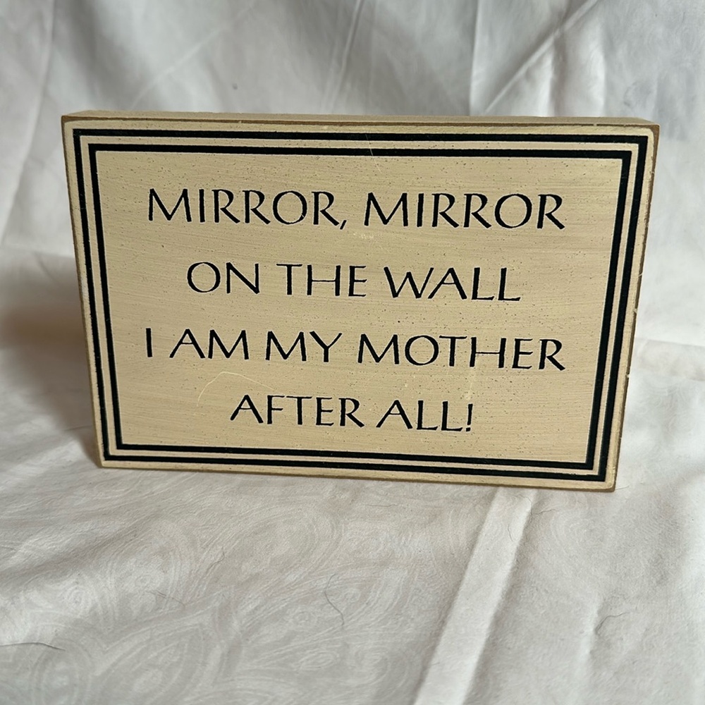 Wood Plaque Decor Mirror on the Wall. NEW